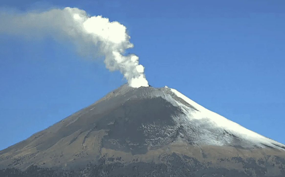Popocatépetl Aumenta Actividad: 57 Emisiones en 24 Horas Según Cenapred